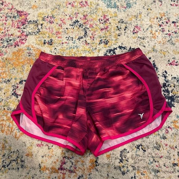 Old Navy active shorts size M - Picture 1 of 3